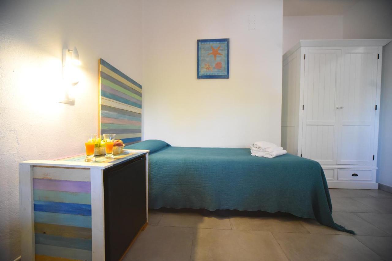 Hotel Kon Tiki San Vincenzo Buitenkant foto